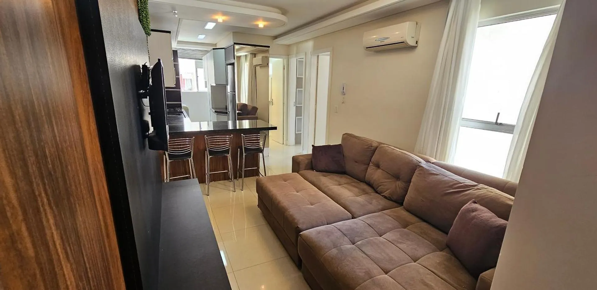 Apartamento Finamente Mobiliado - Perto Da Praia Balneário Camboriú 0*,  Brasil